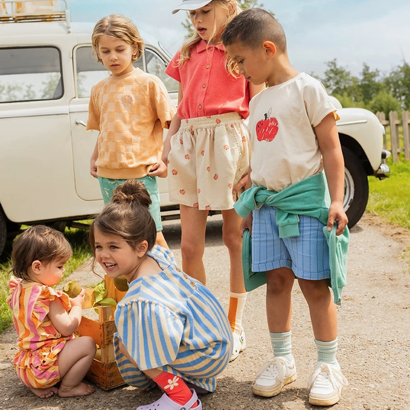 Sproet & Sprout Chino Shorts Thin Stripes Breezy Blue bei Yay Kids